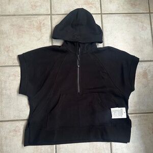 New Lululemon Scuba Oversized Short-Sleeve Pullover